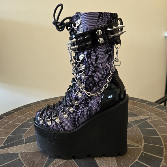 Dolls Kill Shoes - Widow Dolls Kill Haunted Traitor Purple Platform Boots